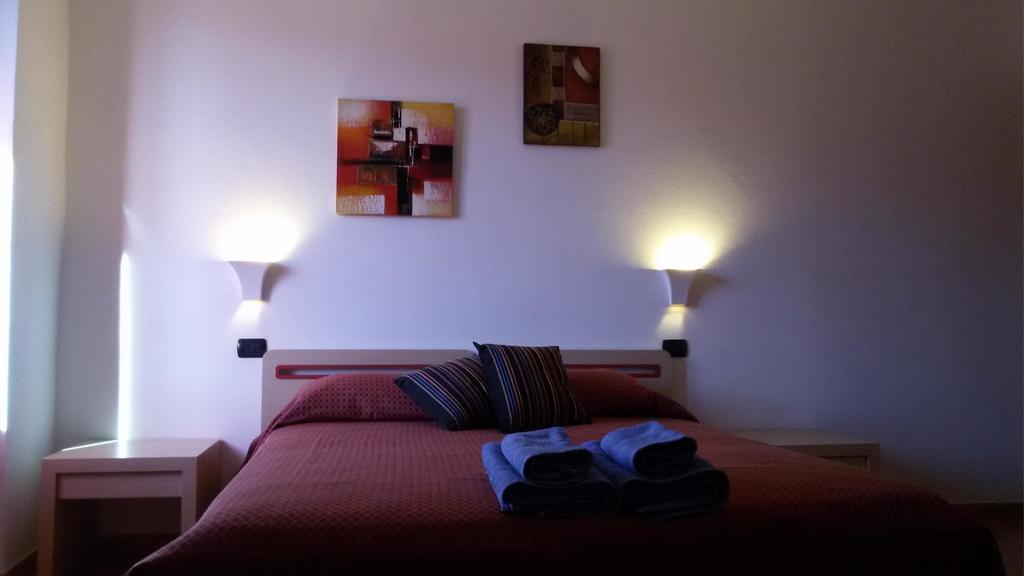 Il Grappolo In Langa Villa Monastero Bormida Bilik gambar
